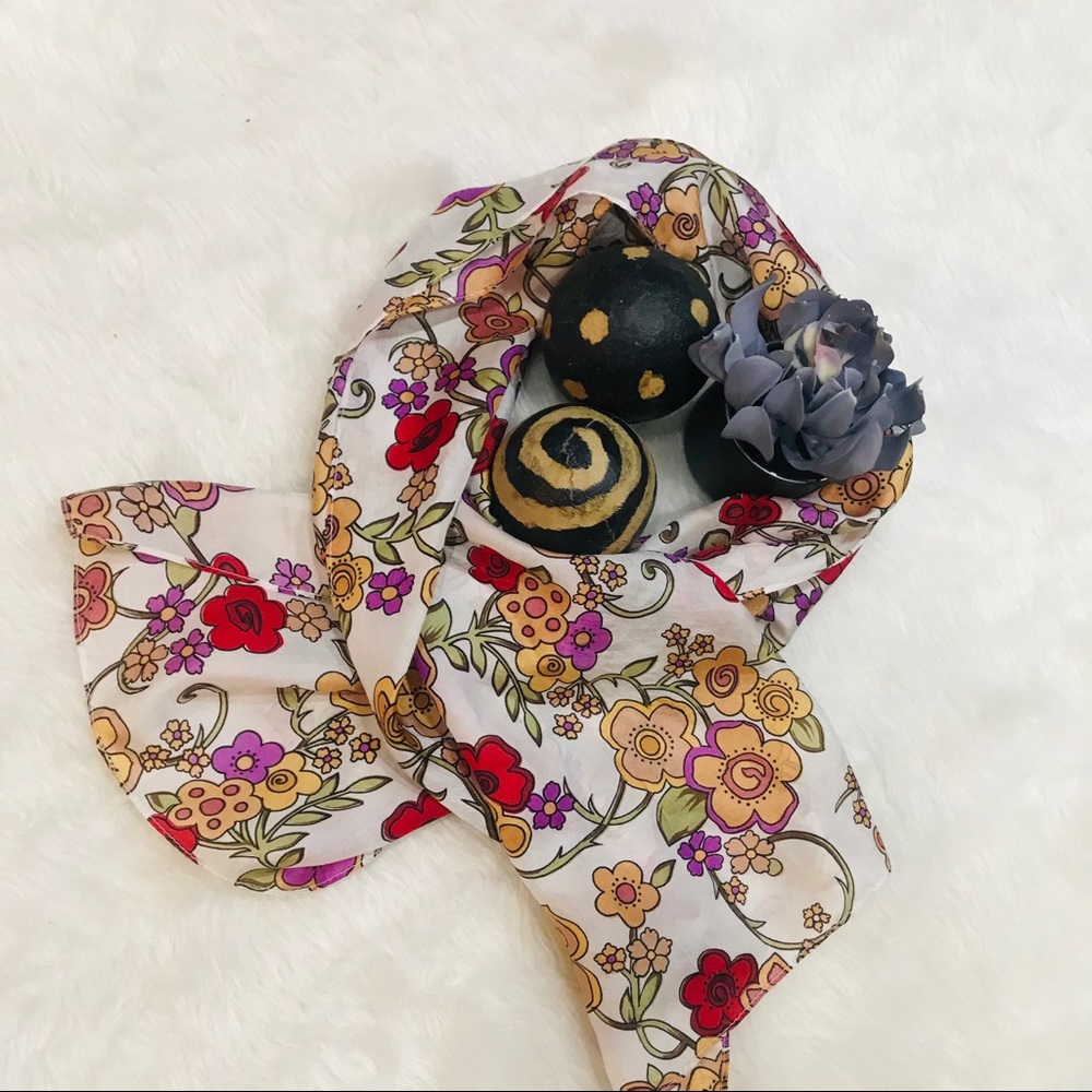 ✔️A Pretty Light Weight Scarf
